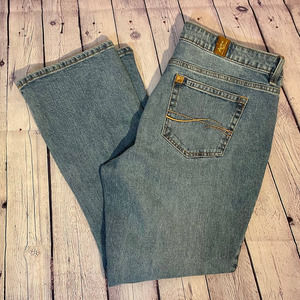 EUC Aura Women's 16 Short Instantly Slimming Blue Jean's Tummy Control No Gap